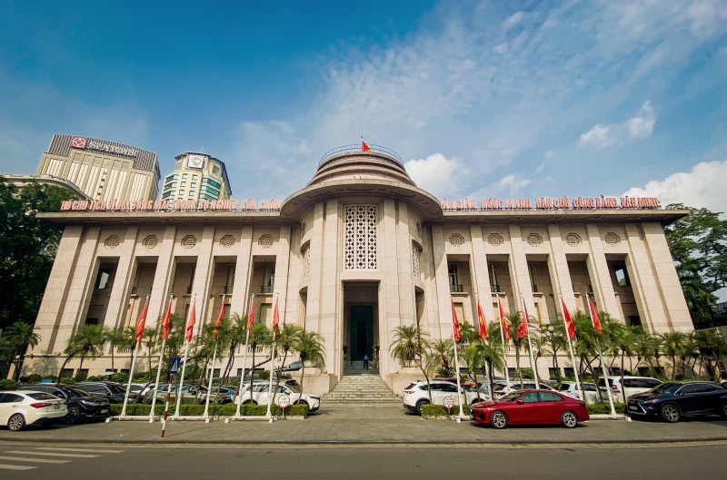 Phân tích Vĩ mô Chứng khoán: Thông tin, Yếu tố, Mô hình và Công cụ 42 State Bank of Vietnam - SBV)