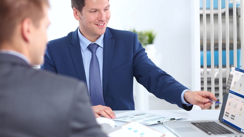 kinh nghiệm làm việc với dealer