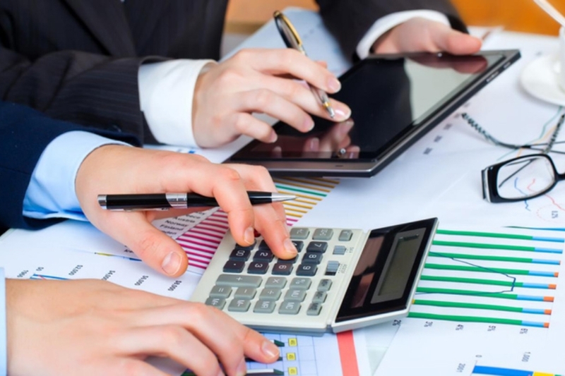 Broker Chứng Khoán: Thông tin, Vai trò, Kỹ năng và Lộ trình phát triển 3 Kỹ năng toán học và thống kê