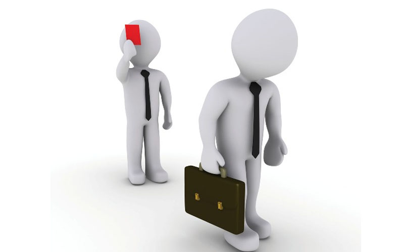 Miễn nhiệm do uy tín giảm sút hoặc năng lực hạn chế