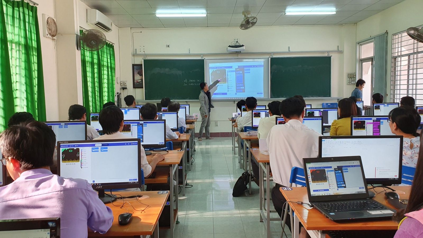 Tham Gia Khóa Học Và Ôn Luyện Nghiêm Túc