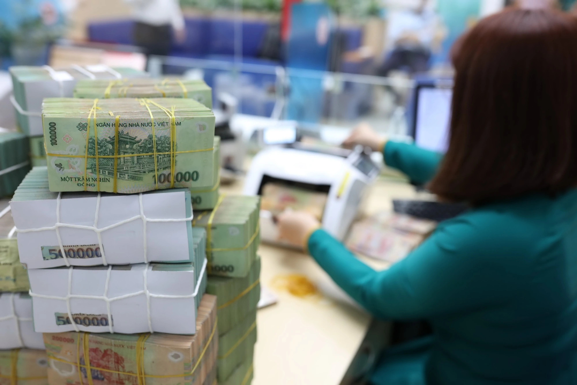 Công ty Chứng khoán: Khái niệm, Vai trò, Phân loại và Cách lựa chọn 150 Tiền Gửi Ngân Hàng