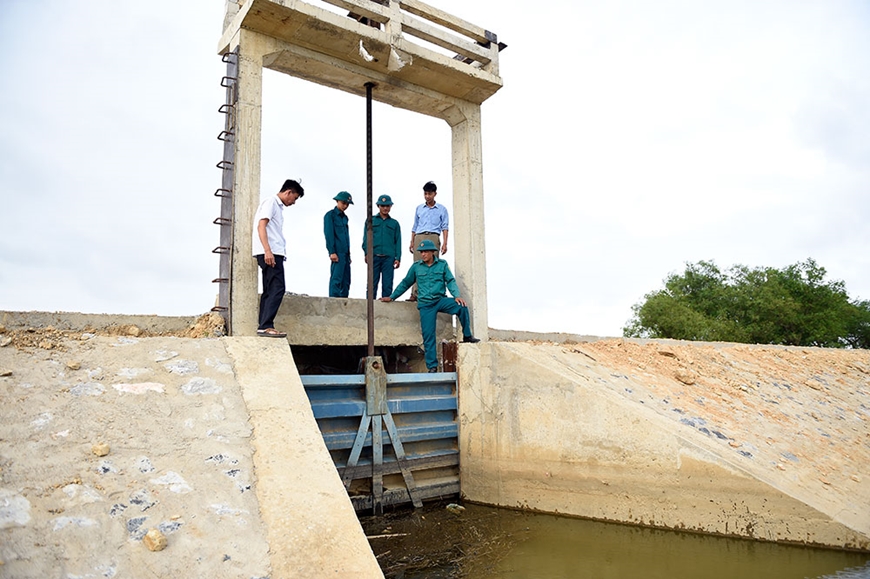 Tình Huống Khẩn Cấp, Bất Khả Kháng