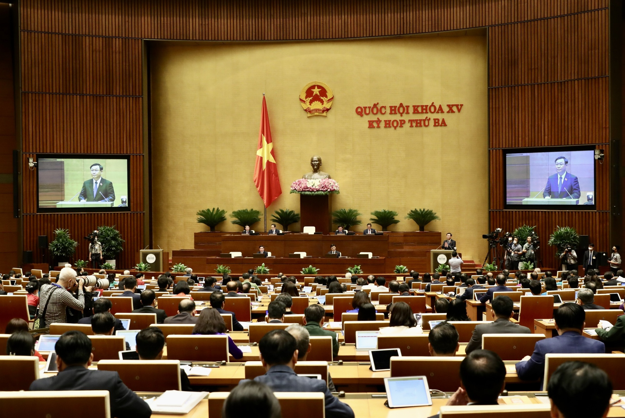 Cập Nhật Tin Vĩ Mô