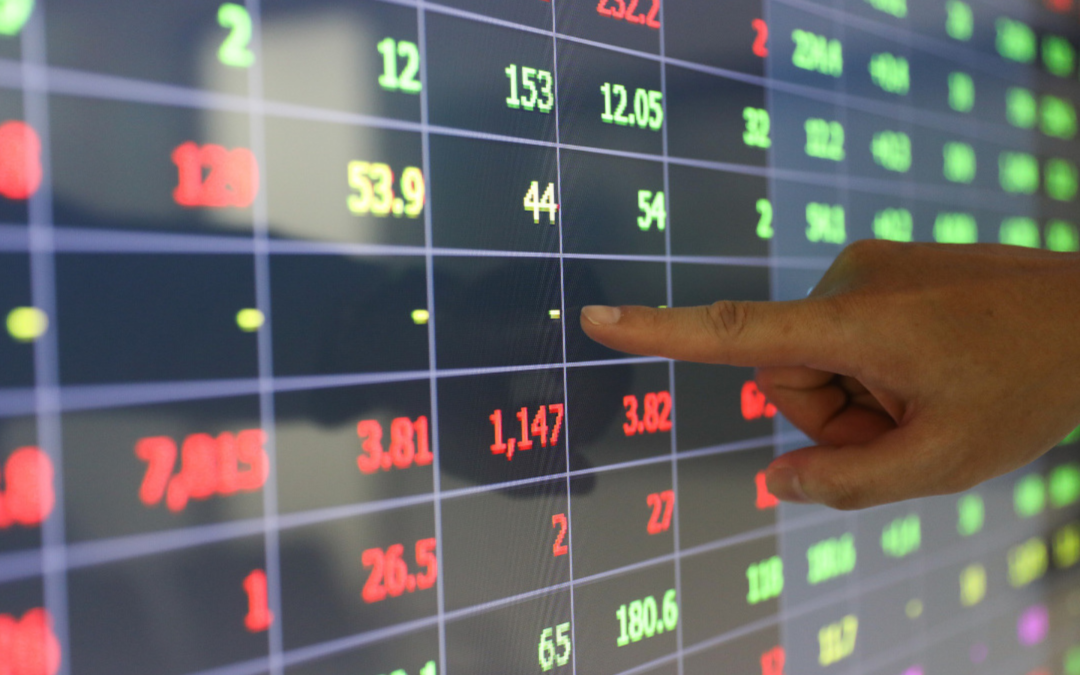 Bảng điện chứng khoán: Thông tin, Thành phần, Cách sử dụng và Phương pháp phân tích