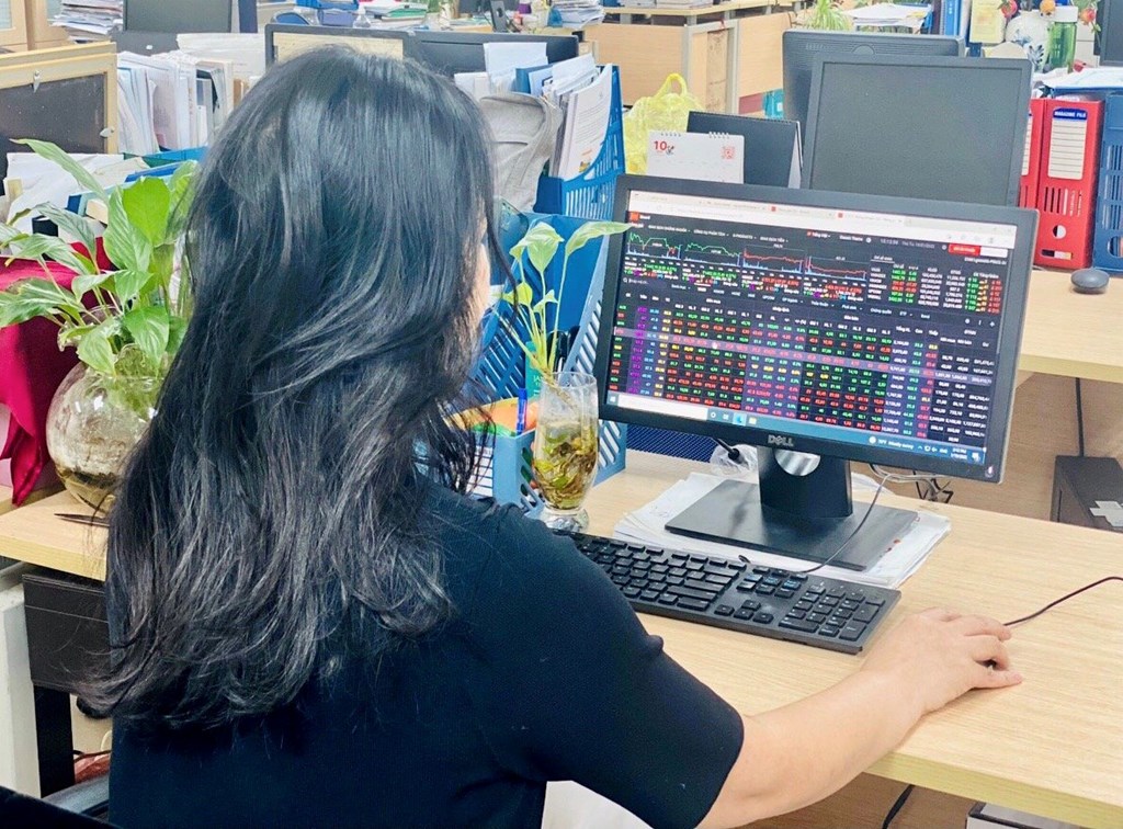 Việc làm chứng khoán