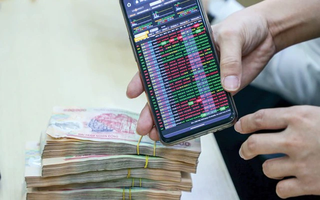 Tiền trong tài khoản chứng khoán có lãi không: Thông tin, Đặc điểm, Quy định và Cách tối ưu hóa 1 Tiền trong tài khoản chứng khoán có lãi không