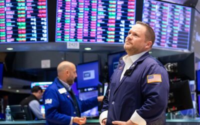 Chứng khoán Thế giới: Thông tin, Các Chỉ số, Đặc điểm và Cách đầu tư