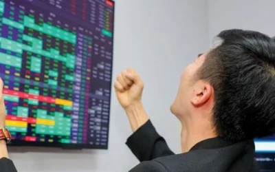 Có nên giữ cổ phiếu để nhận cổ tức: Thông tin, Lợi ích, Rủi ro và Chiến lược